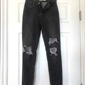 Black Levi ripped jeans